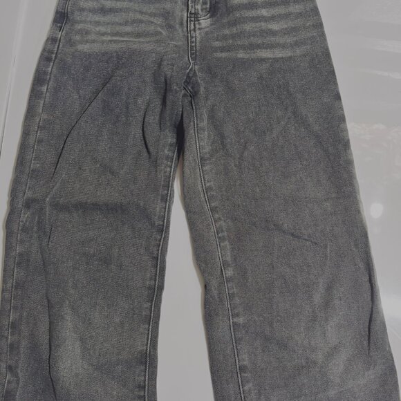 Girls Size 10/12 Jeans and cloth pants, Brands include Exarus,Levi, Cat and Jack - Picture 3 of 5
